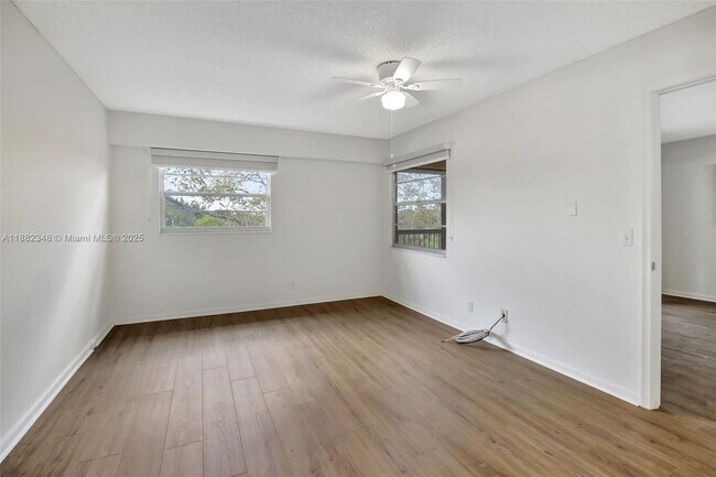 Building Photo - 1201 SW 128th Terrace