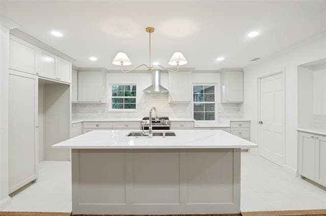 Building Photo - 705 Tarryall Dr
