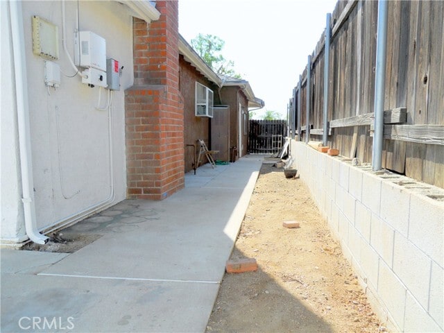 Building Photo - 630 N Darwood Ave