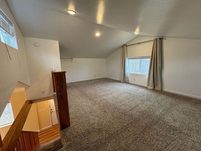 Building Photo - Single Family Home with 1 Bedroom 1.5 Bath...