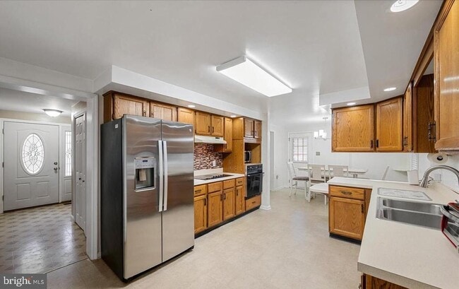 Building Photo - 163 Denny Ln