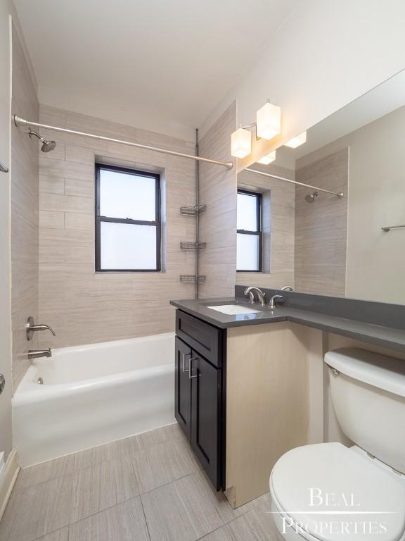 Building Photo - 1 bedroom in CHICAGO IL 60647