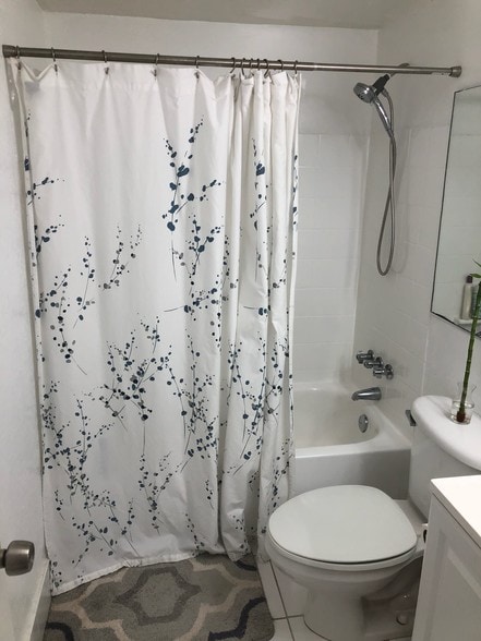 Bathroom - 1251 NE 108th St