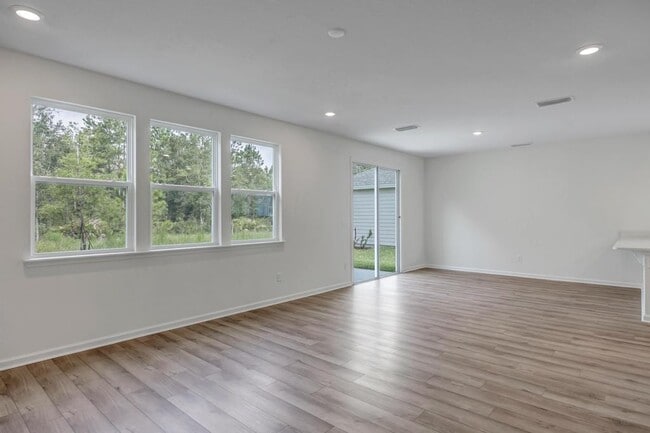 Building Photo - 115 Gourd Is Wy