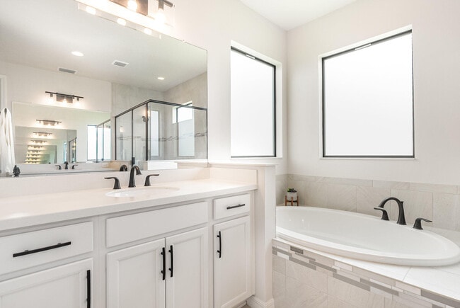 Building Photo - 3179 Ribbon Grass Dr