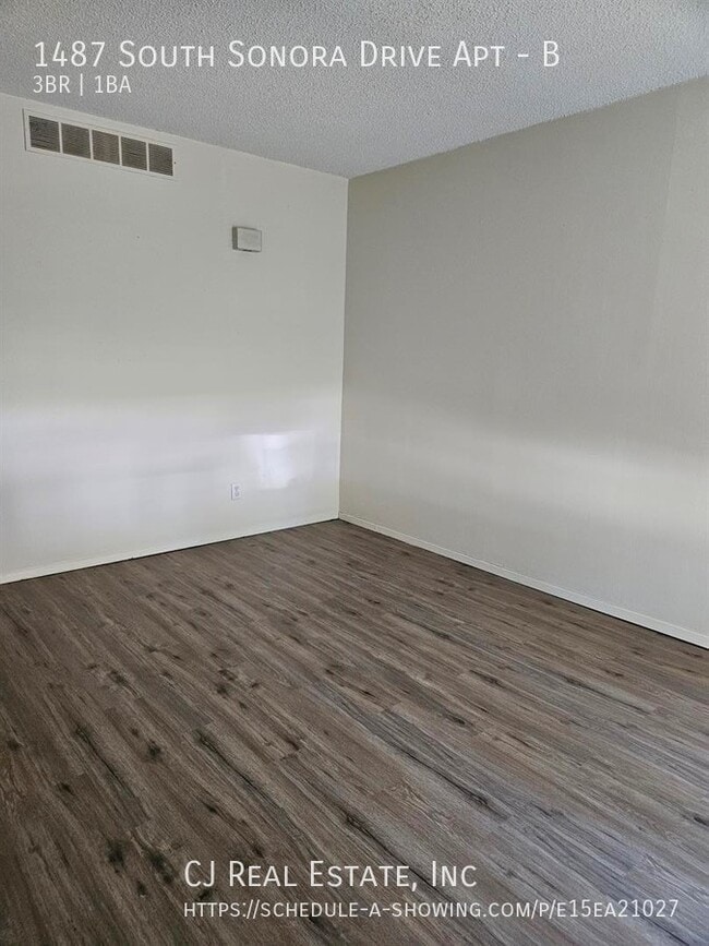 Building Photo - 1487 S Sonora Dr