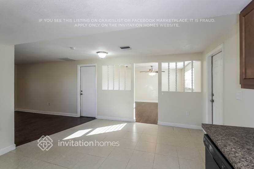 Building Photo - 2103 Hanby St