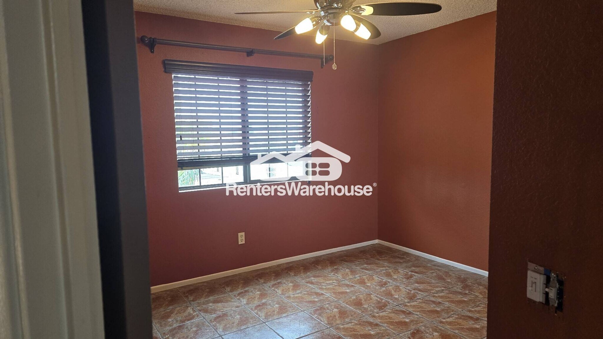 Building Photo - 3065 W Tarina Ct