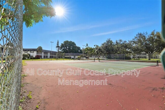 Building Photo - 4511 3rd St Cir W