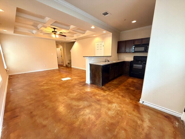 Building Photo - 5011-5017 Stowers Blvd