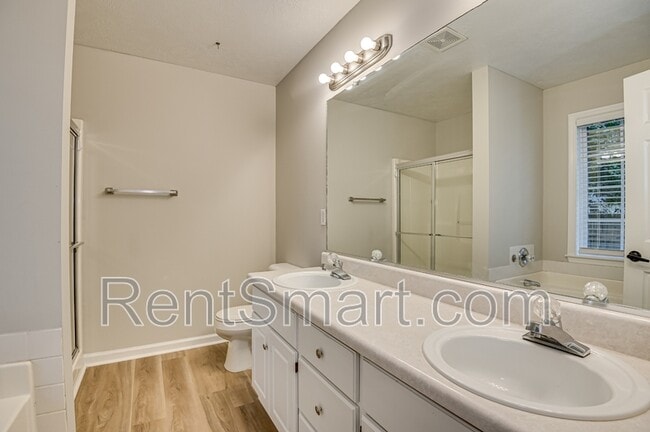 Building Photo - 4705 E Creek Mill Ct