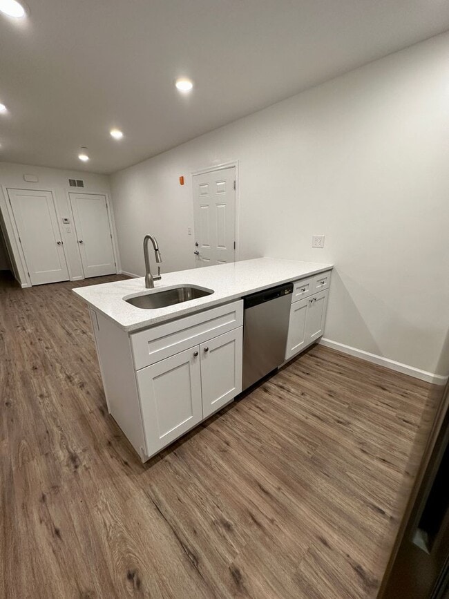 Building Photo - 4224 Brown St