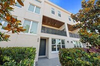 Building Photo - 4913 N Nebraska Ave