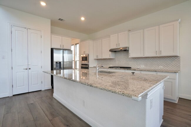 Building Photo - 18116 Leccion Dr