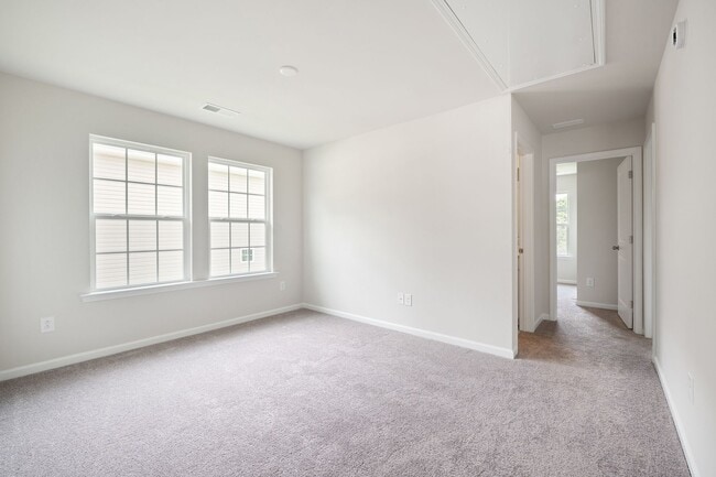 Building Photo - 13012 Lannister Dr