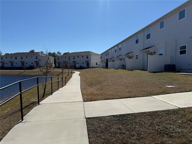 Building Photo - 7489 Stone Crk Trl