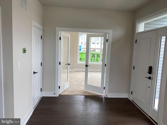 Building Photo - 110 Ginkgo Ln