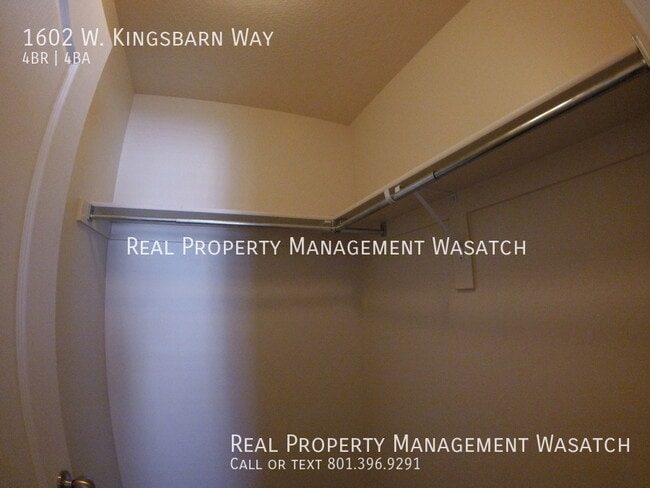 Building Photo - Dont miss out. This will rent quickly...