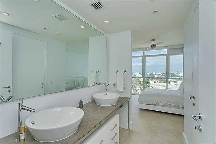 Building Photo - 450 Alton Rd