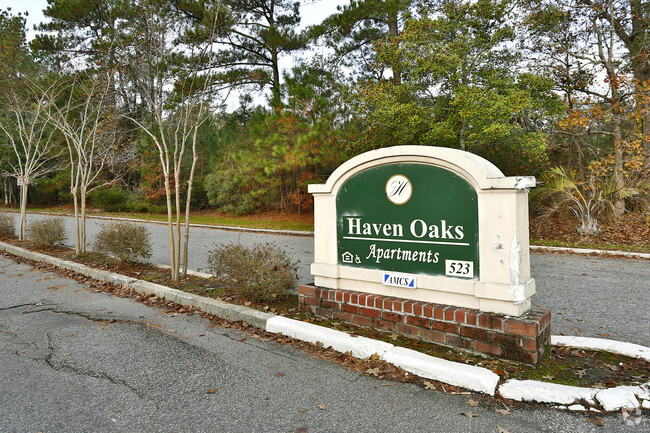 Signage - Haven Oaks