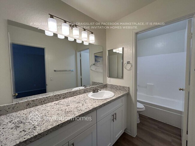 Building Photo - 15787 W Anasazi St