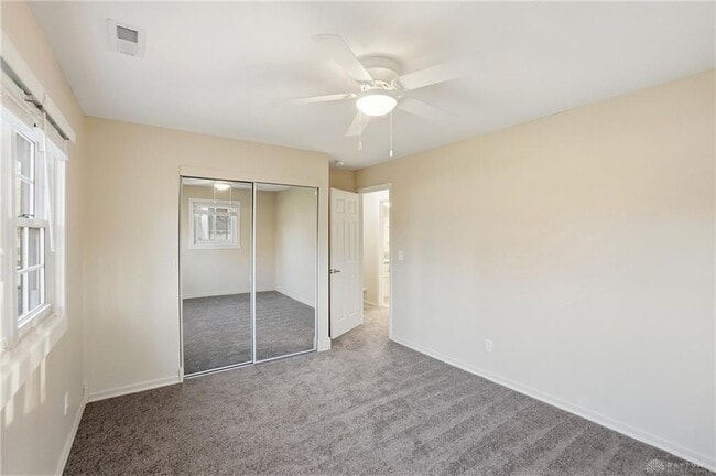 Building Photo - 5336 Red Coach Rd