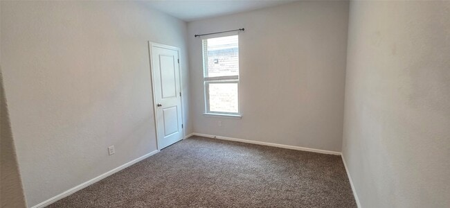 Building Photo - 9021 Eagles Landing Dr