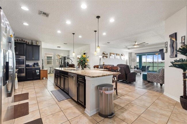 Building Photo - 585 Blue Cypress Dr