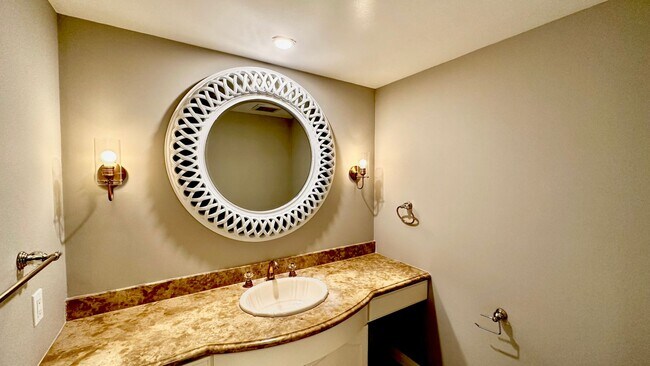 Building Photo - ABSOLUTELY STUNNING ENTERTAINER HOME (4 be...