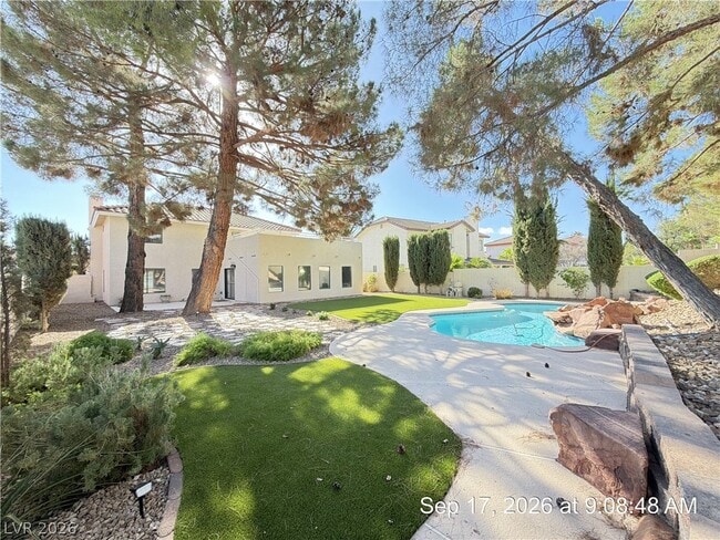 Building Photo - 2817 Crystal Cove Dr