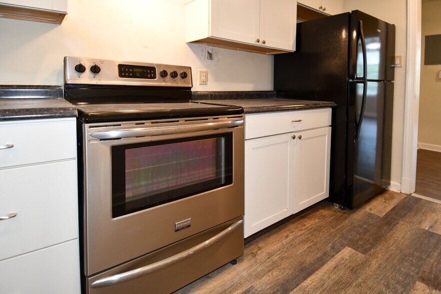 Building Photo - 1314 Downing Pl NE