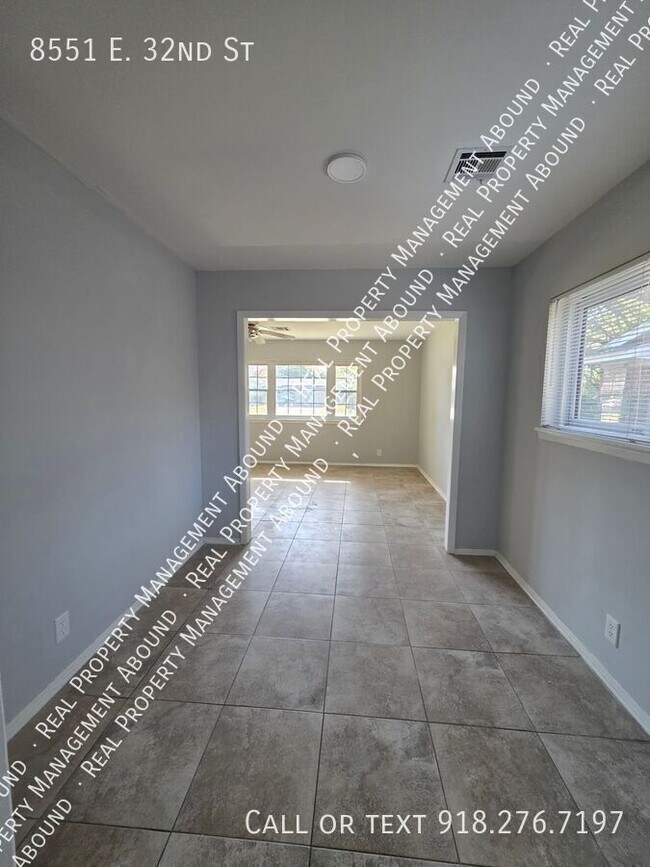 Building Photo - 8551 E 32nd St