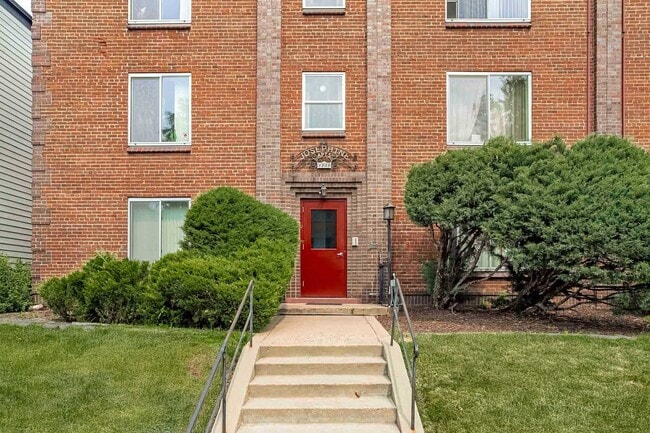 Building Photo - Josephine Apartments
