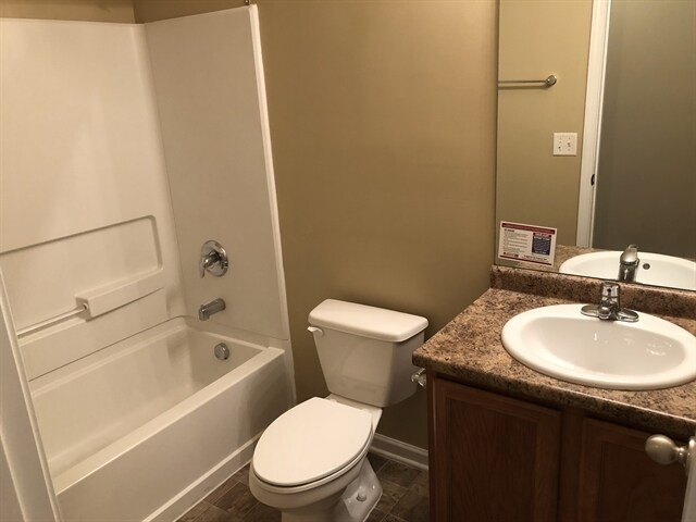 Building Photo - 40 Old Mill Rd