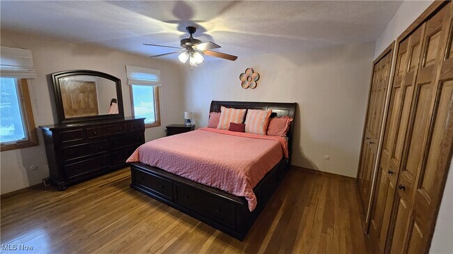 Building Photo - 5635 Janet Blvd