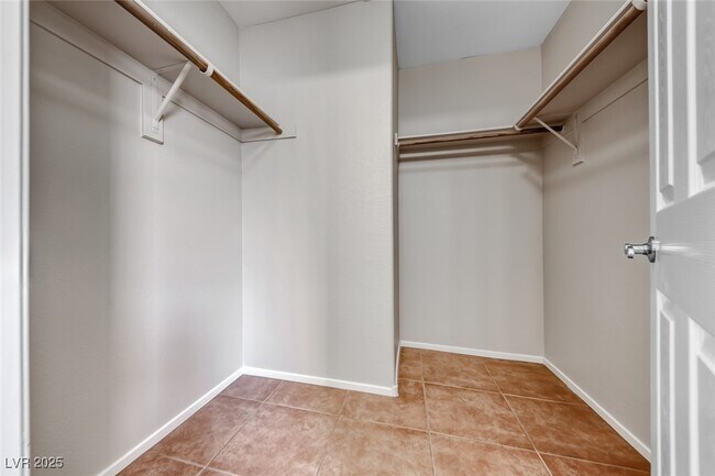 Building Photo - 6255 Dan Blocker Ave