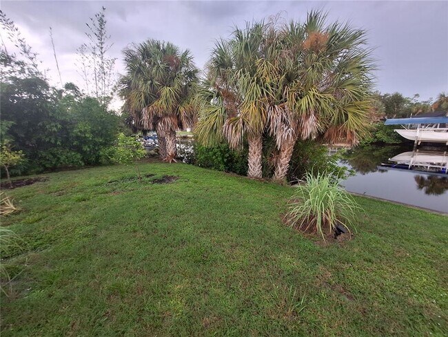 Building Photo - 4050 Yucatan Cir
