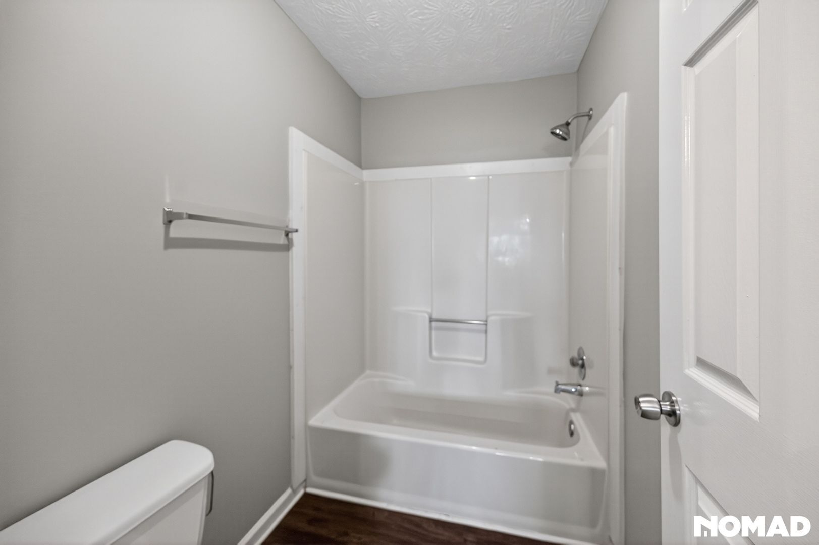Building Photo - 2112 Fairway Ct SE
