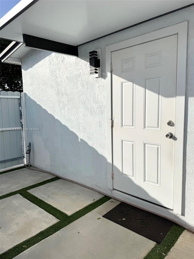 Building Photo - 6174 W 14th Ave