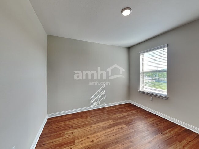 Building Photo - 8100 McKamy Dr