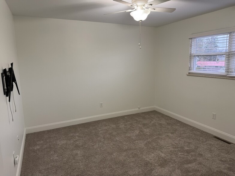 Building Photo - 441 West Virginia Ave.