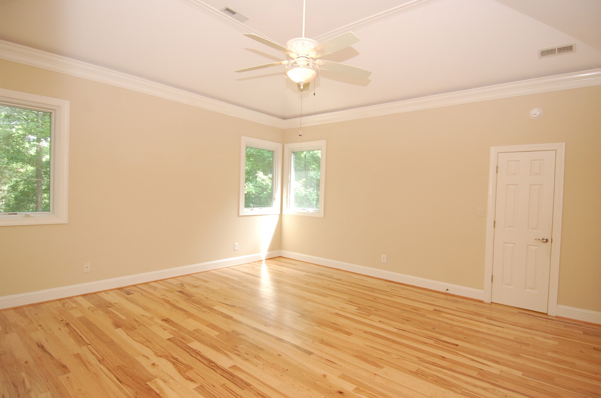 Primary Suite - 103 Withwyndle Ct