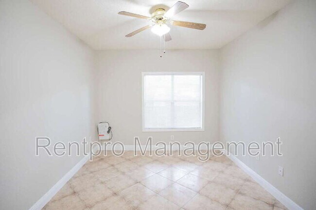 Building Photo - 4802 51st St W