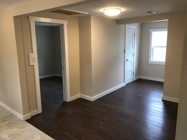 Building Photo - 15665 Westfield Blvd