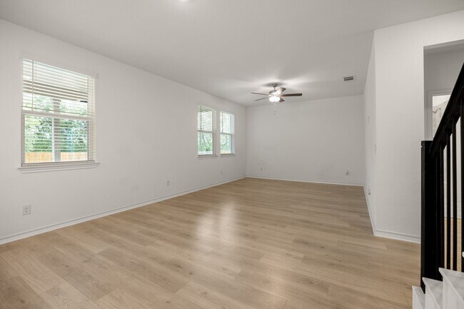 Building Photo - Spacious 4 Bed / 3 Bath in Liberty Hill – Quartz Kitchen, Hot Tub + Flexible W/D Option