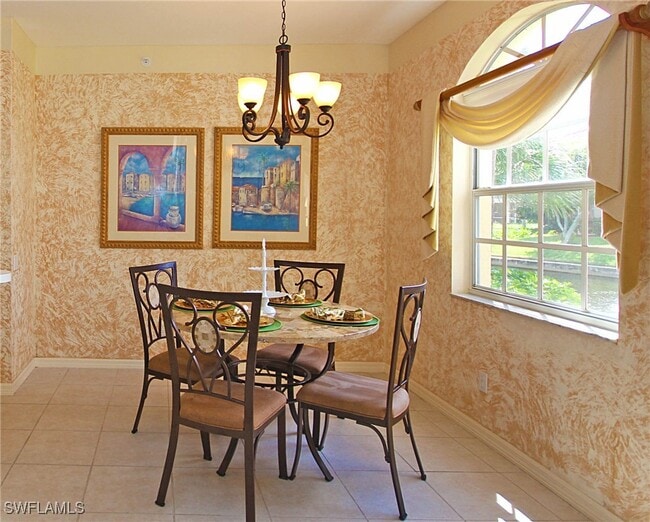 Building Photo - 500 L'Ambiance Cir