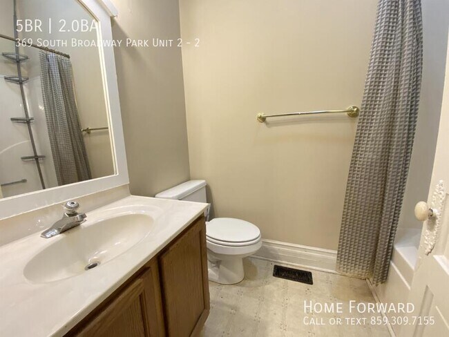 Building Photo - 369 S Broadway Park