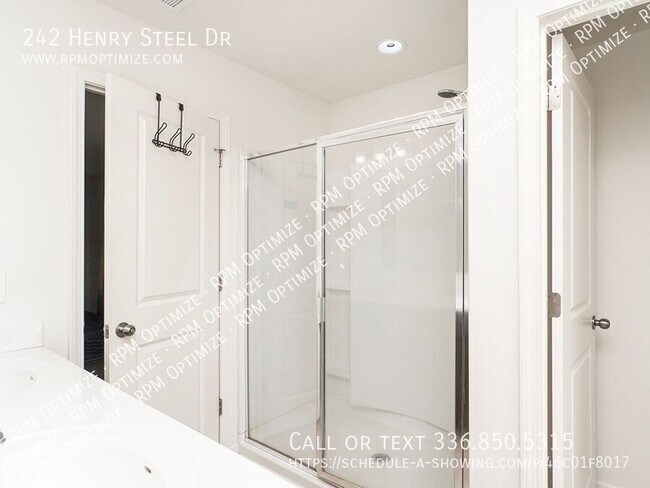 Building Photo - 242 Henry Steel Dr