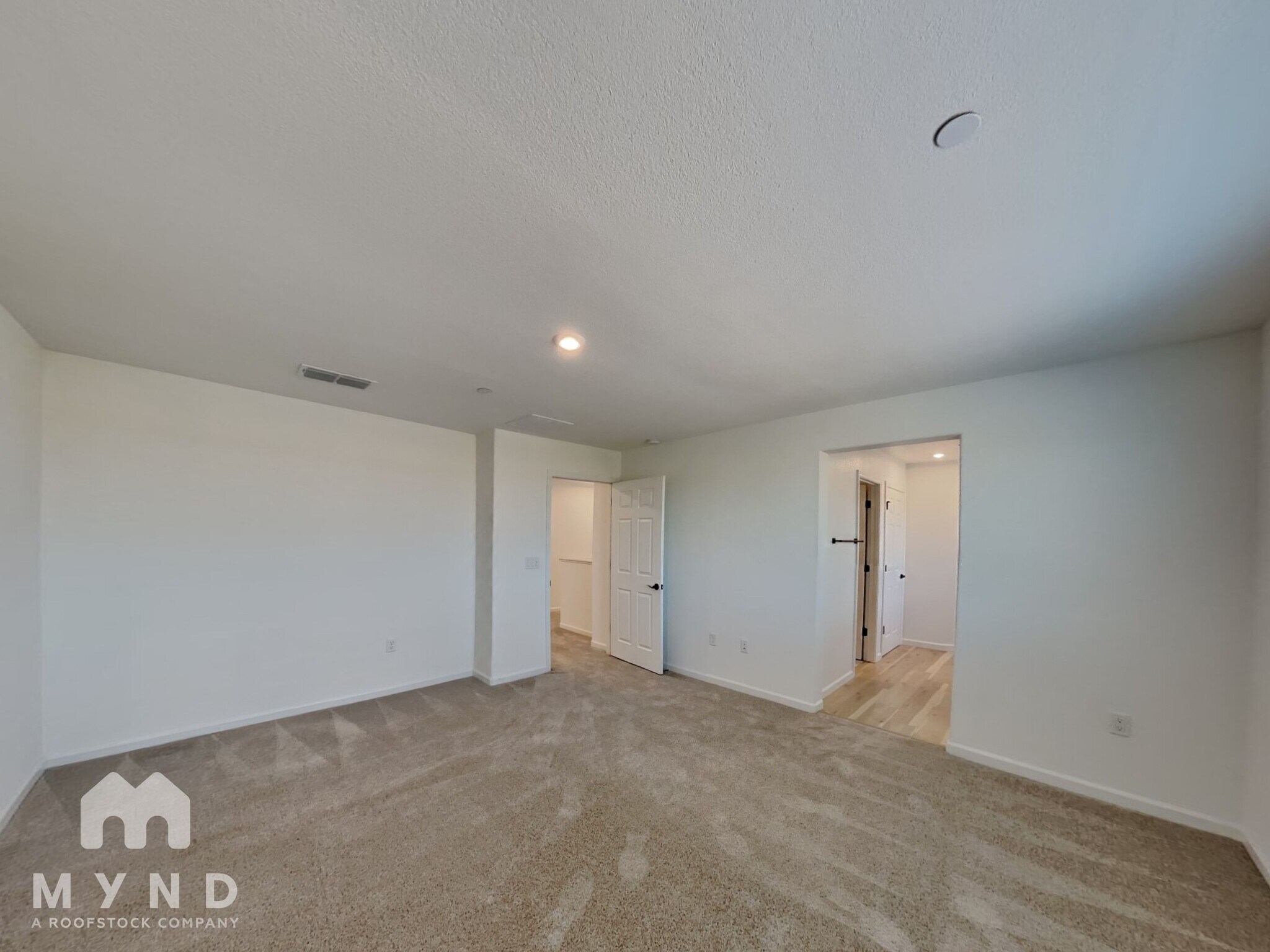 Building Photo - 3960 Valance Wy