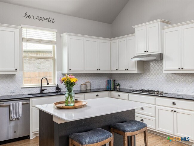 Building Photo - 253 Pink Granite Blvd